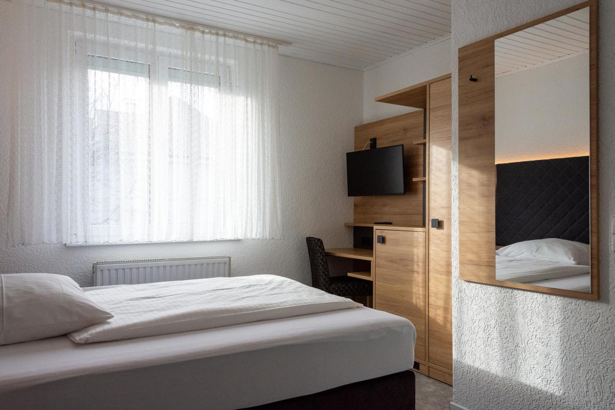 Hotel-Cocco-Bello In Der Villa Foret Ludwigsburg Zewnętrze zdjęcie